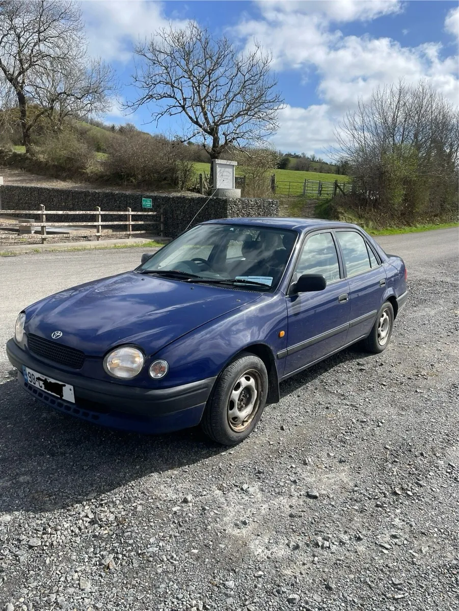 Toyota Corolla e11 1.3 1998 - Image 1
