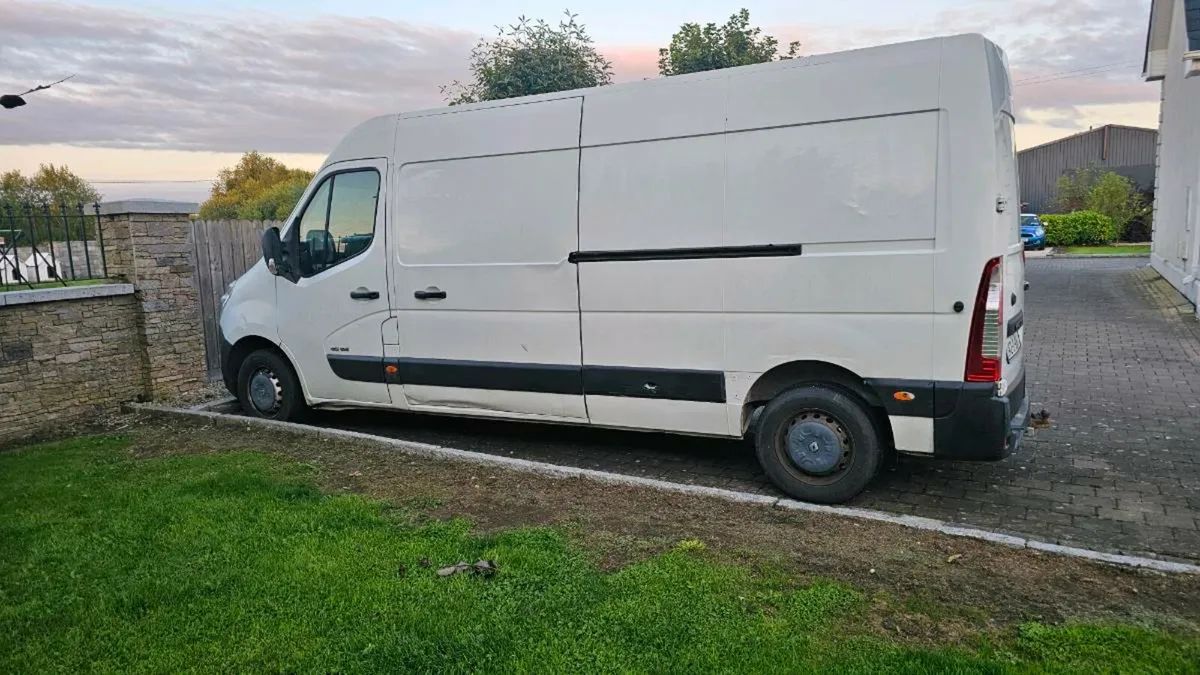 Renault master - Image 2