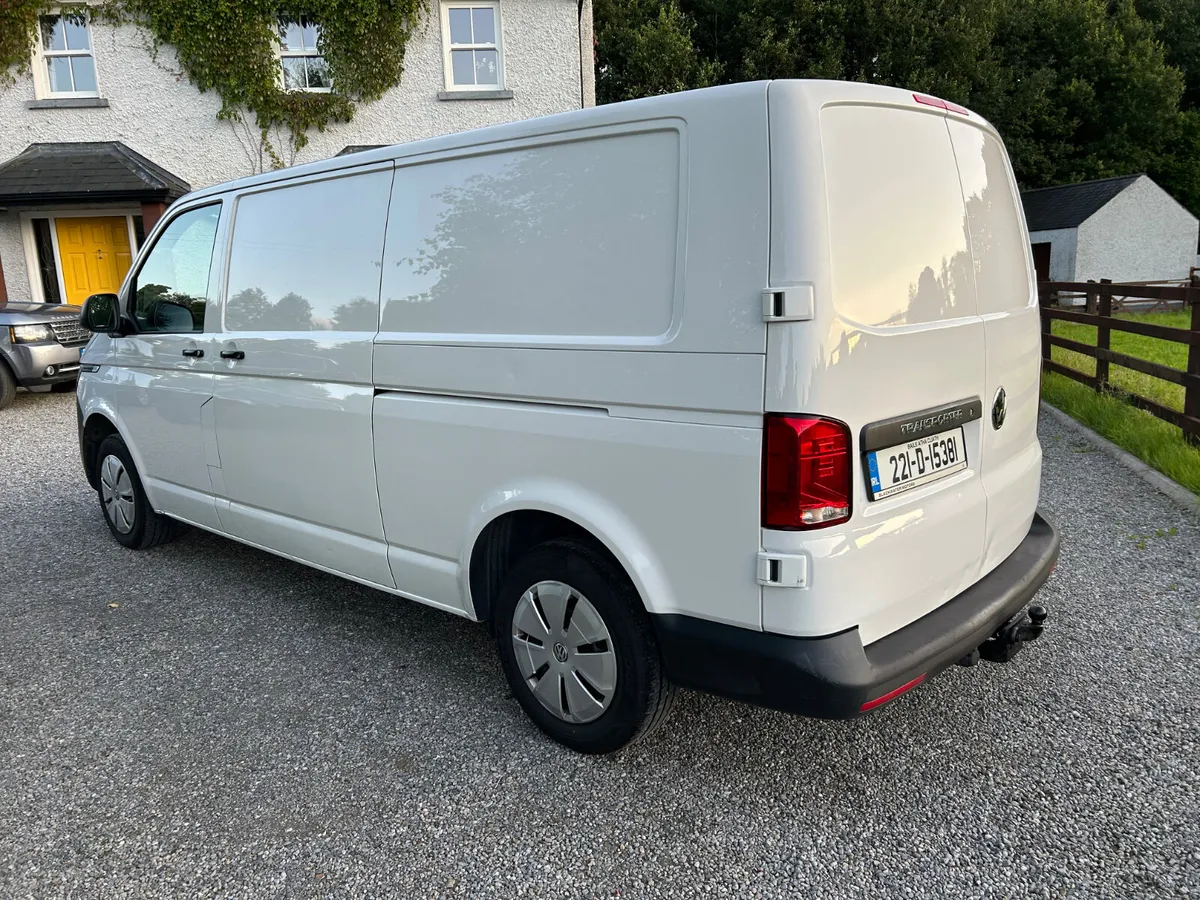 2022 VW Transporter LWB - Image 4