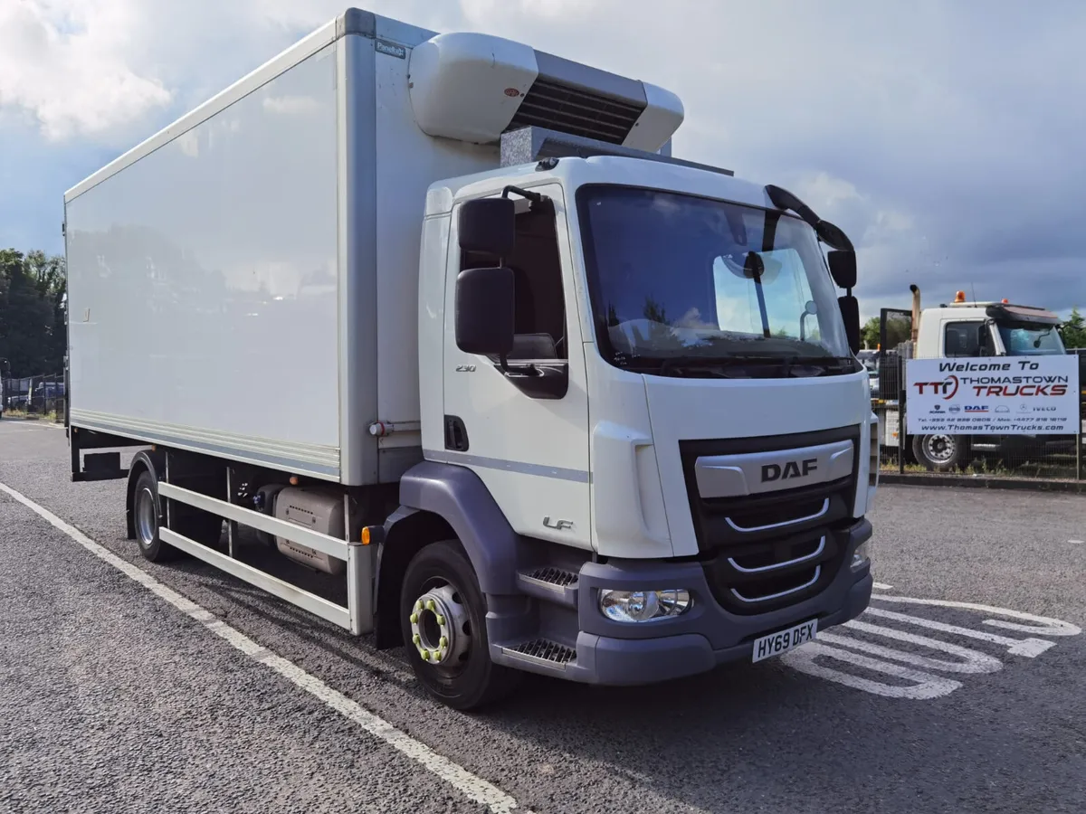 2020 DAF LF 230 14 TON 4x2 with 20ft fridge body - Image 1