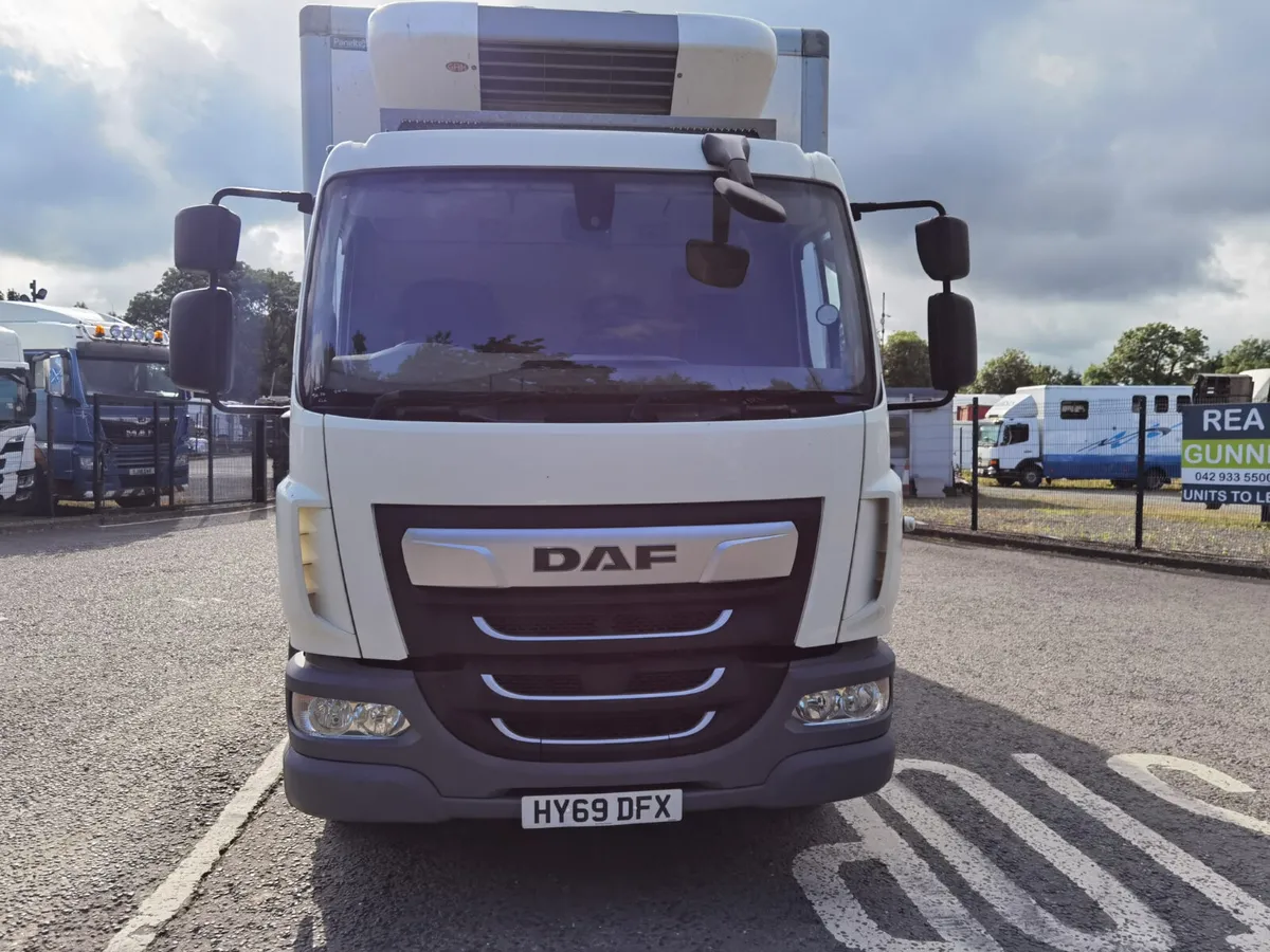 2020 DAF LF 230 14 TON 4x2 with 20ft fridge body - Image 2