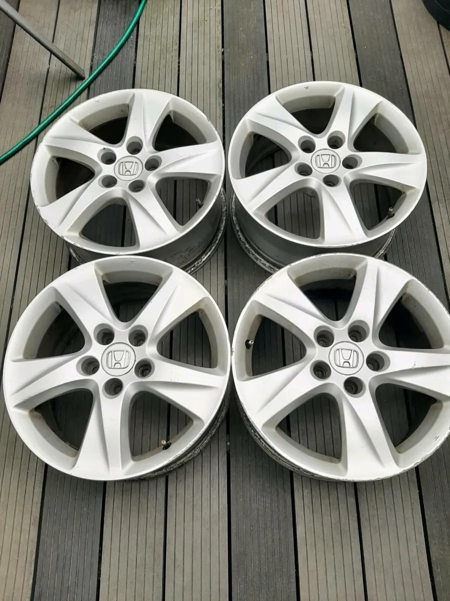 Honda alloy wheels - Image 1