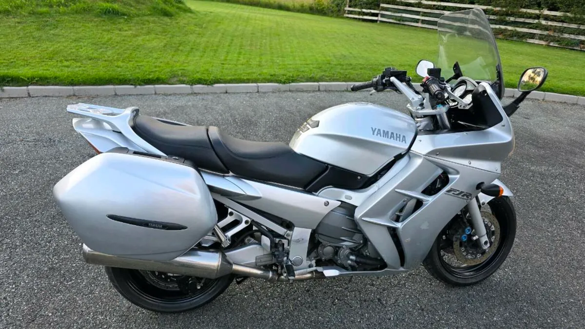 Yamaha FJR 1300 - Image 1