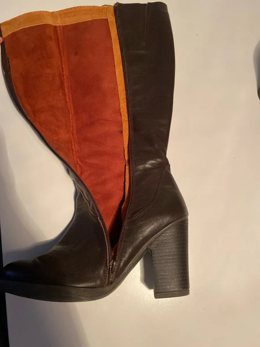 Boots - Image 2
