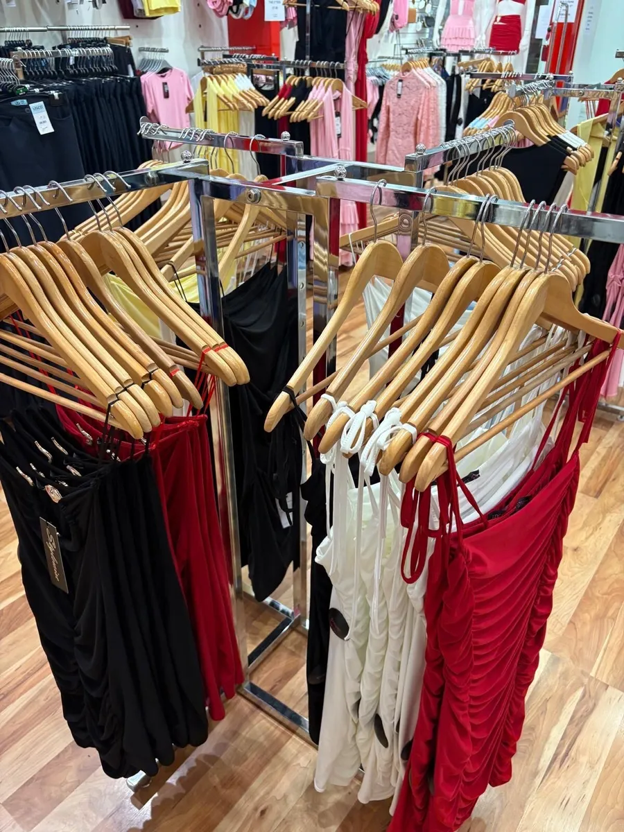 Shop Rails, Manikins, Hangers - Image 1