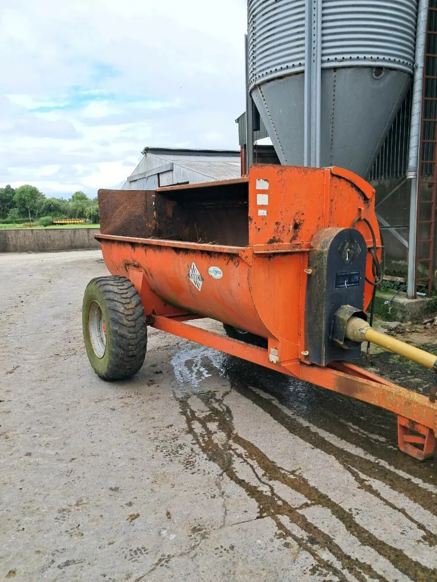 Abbey 2060 muck spreader - Image 1