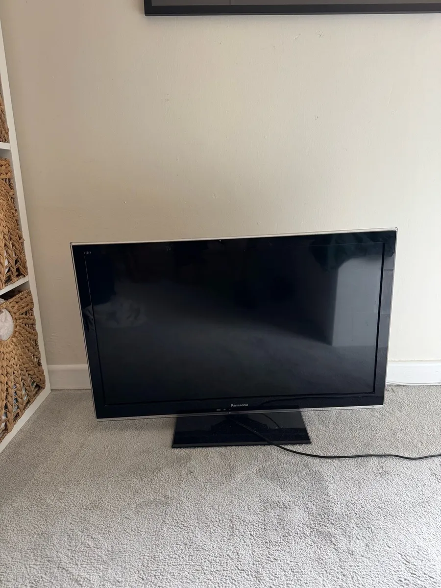 Tv - Image 1