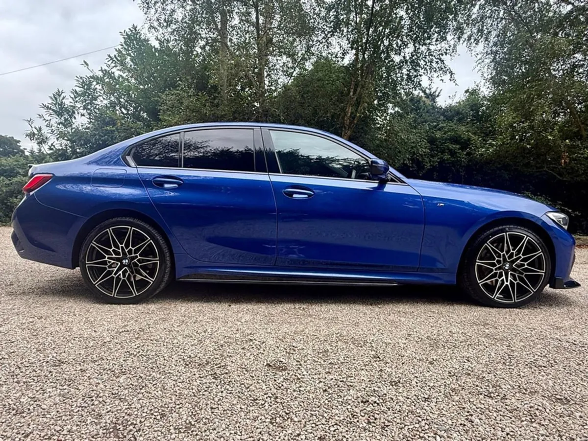 BMW 3 Series 330E M Sport - Image 4