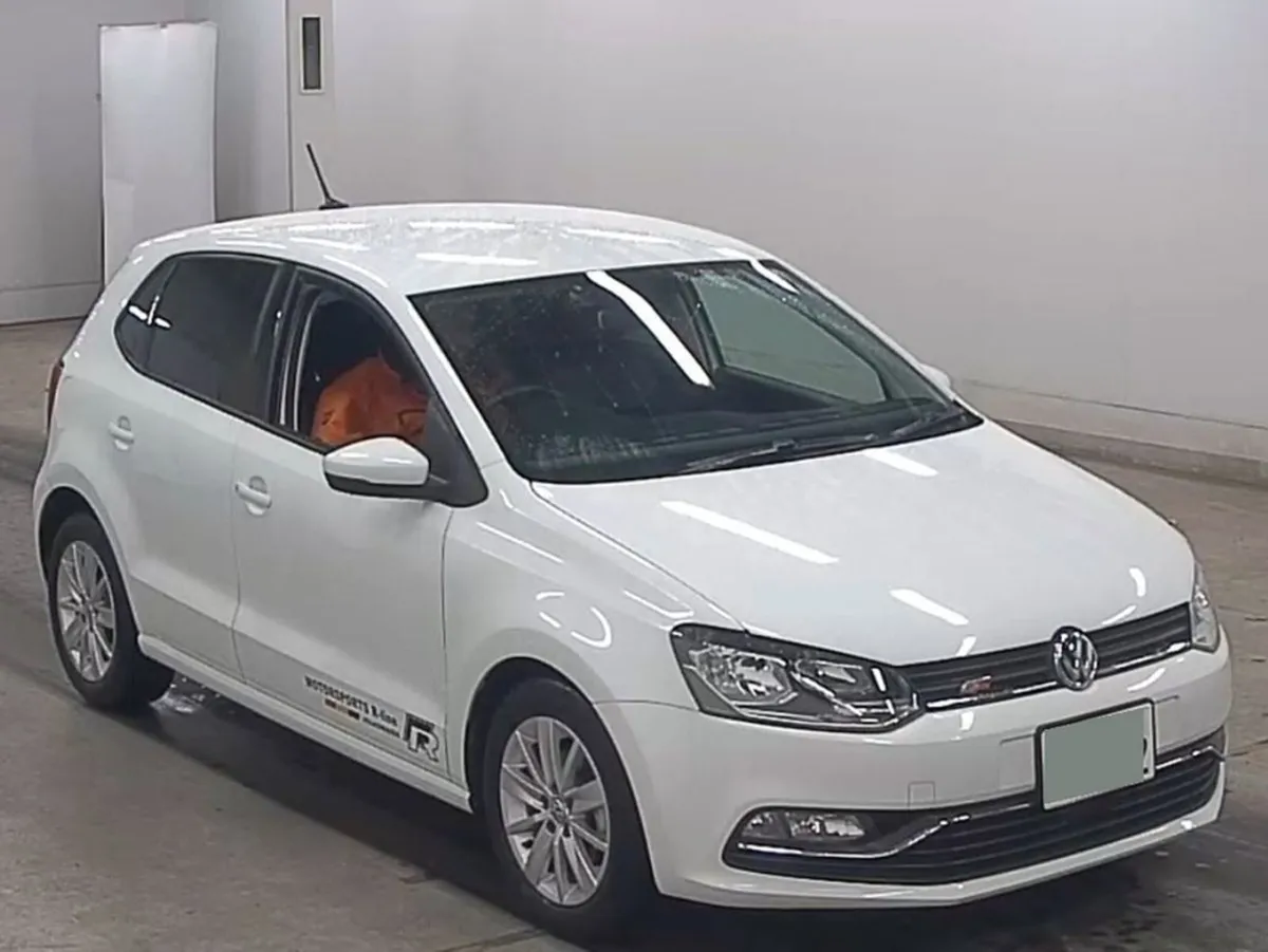 Volkswagen Polo 1.2 TSI Auto 5DR - Image 1