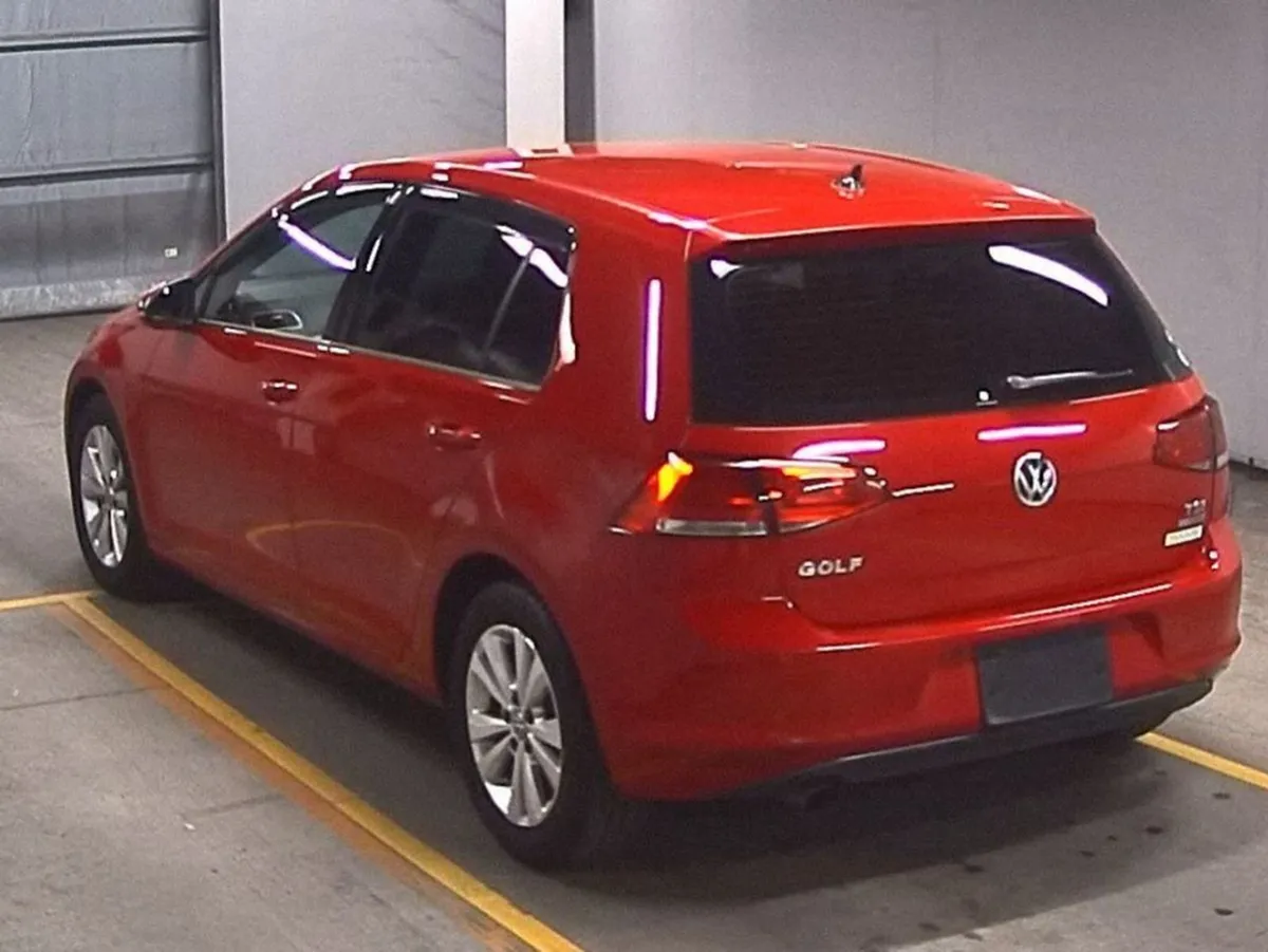 Volkswagen Golf 1.2 TSI Auto - Image 2