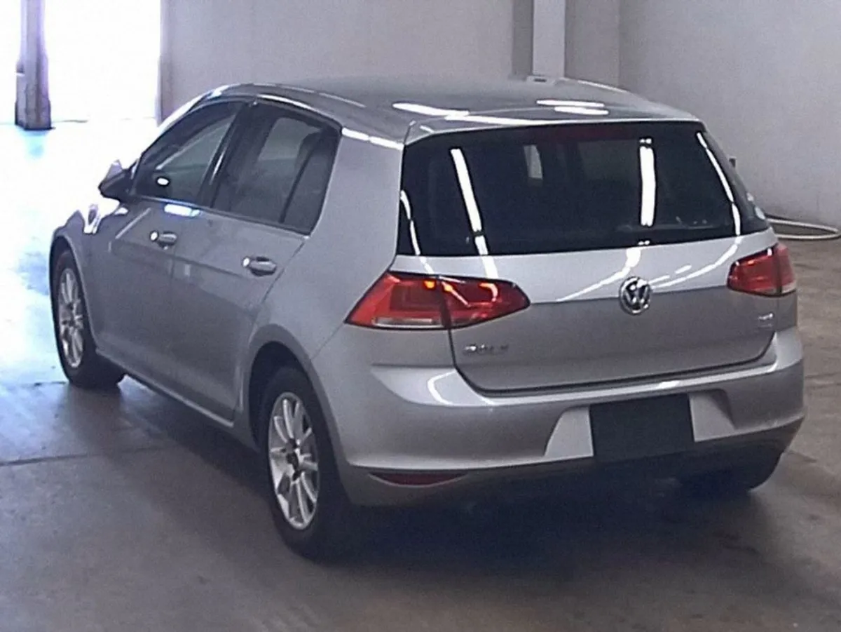 Volkswagen Golf 1.2 TSI Auto - Image 2