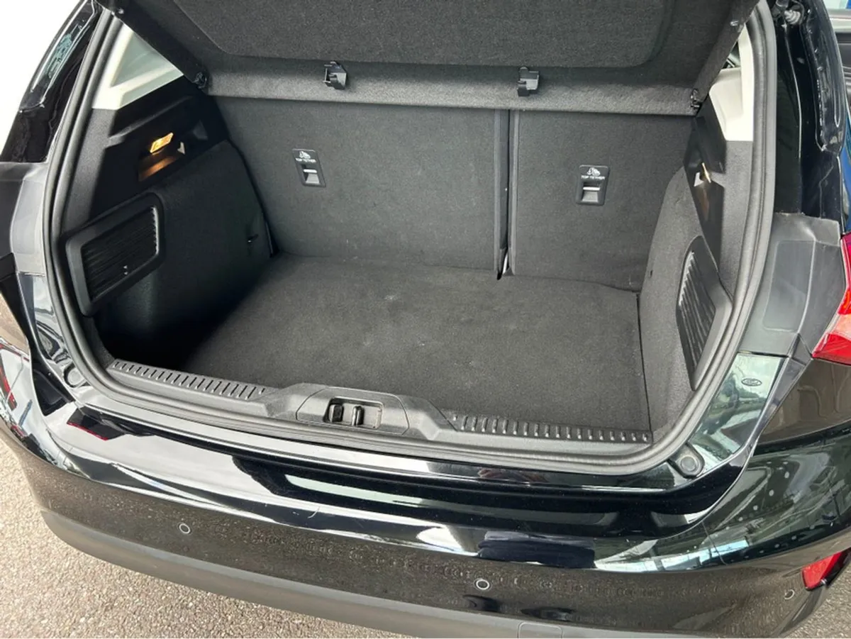 Ford Focus Titanium 1.0 Ecoboost 12 125 4DR - Image 3