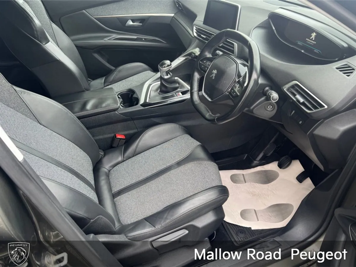 Peugeot 3008 Allure 1.6 Blue HDI 120 4 4DR - Image 2