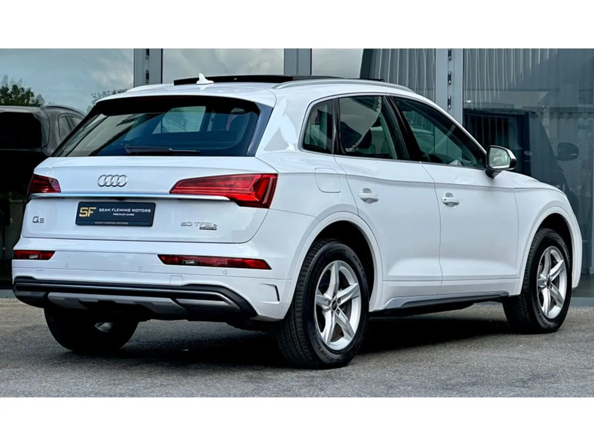 Audi Q5 50 Tfsi E Quattro SE - Image 4