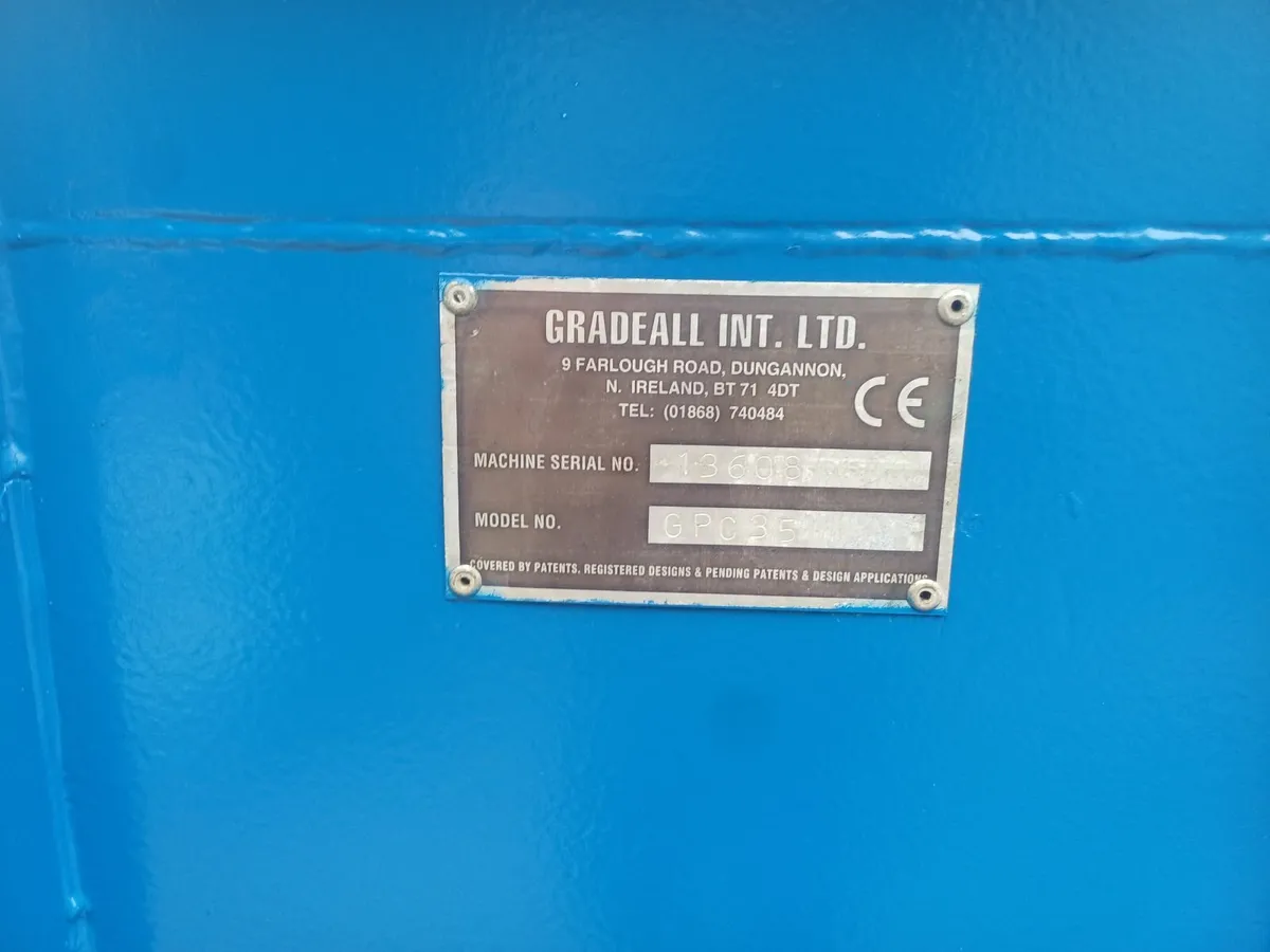 Waste compactor - Image 4