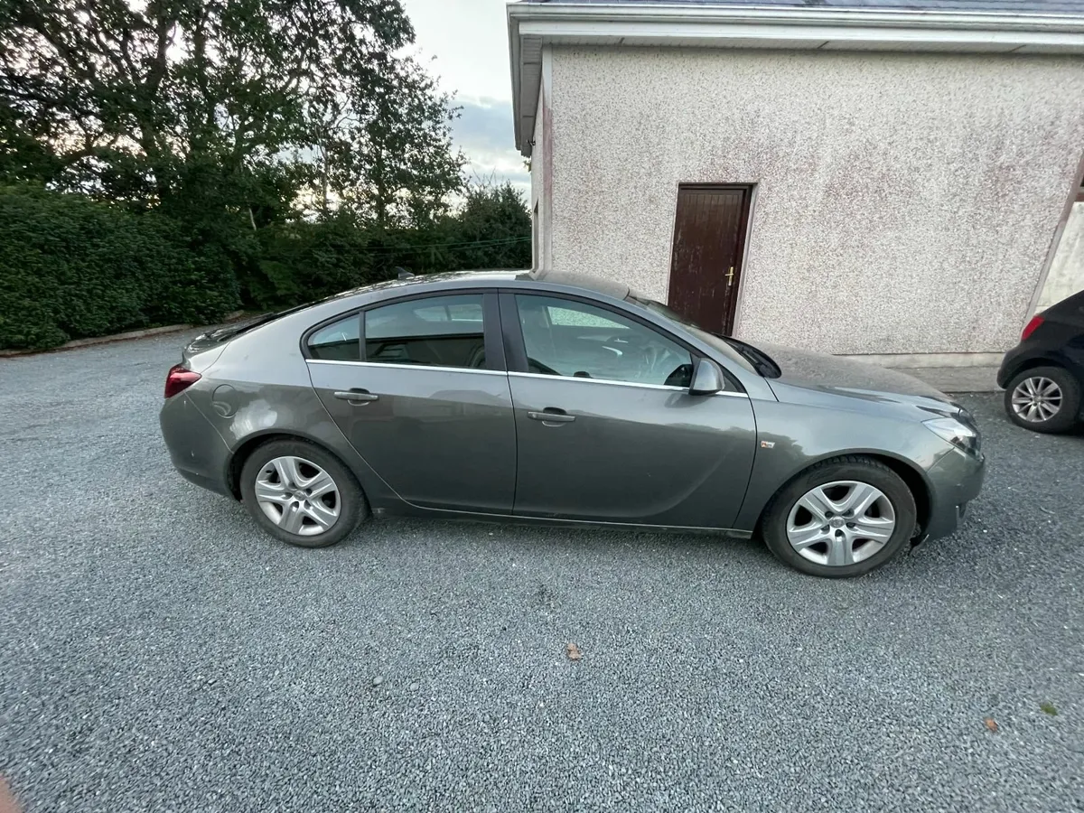 Vauxhall Insignia 2017 - Image 2