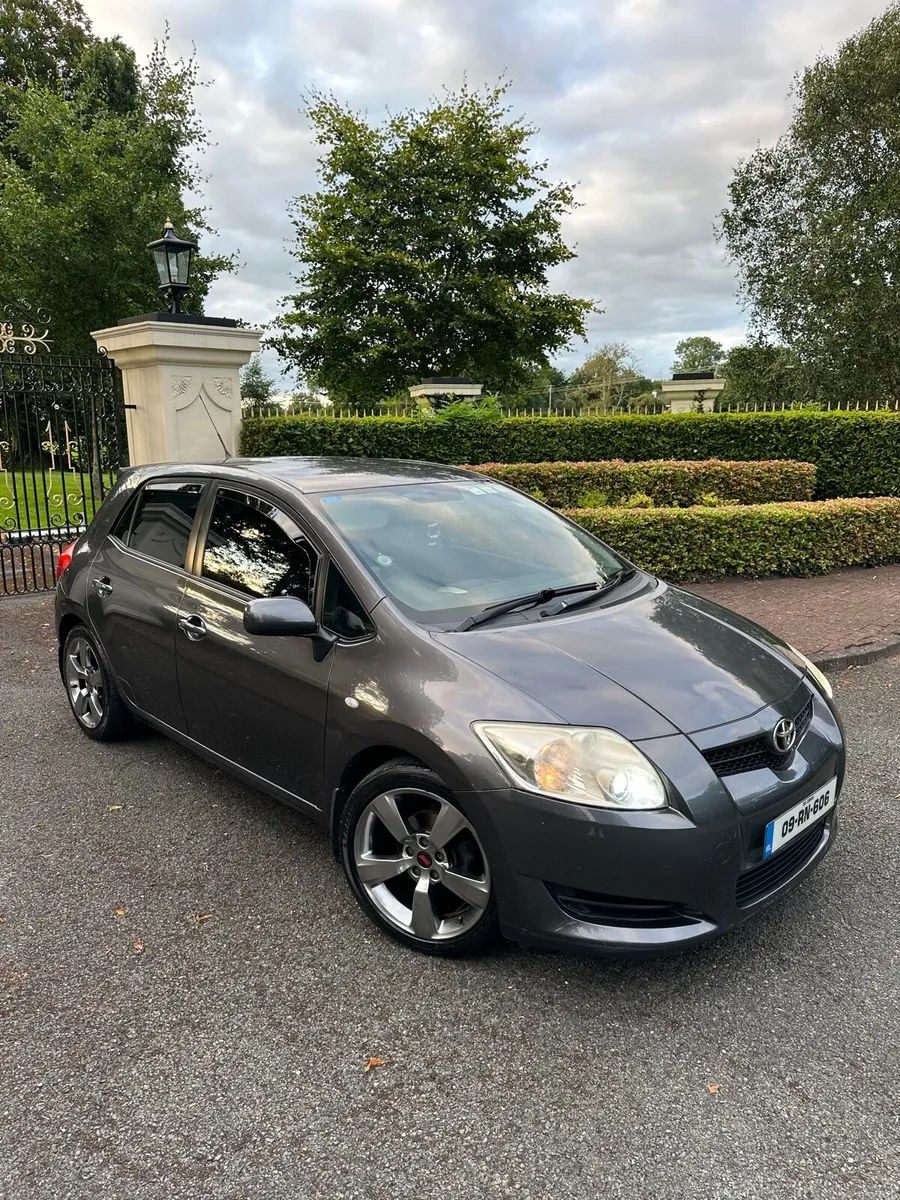Toyota Auris 1.4D 2009 - Image 1