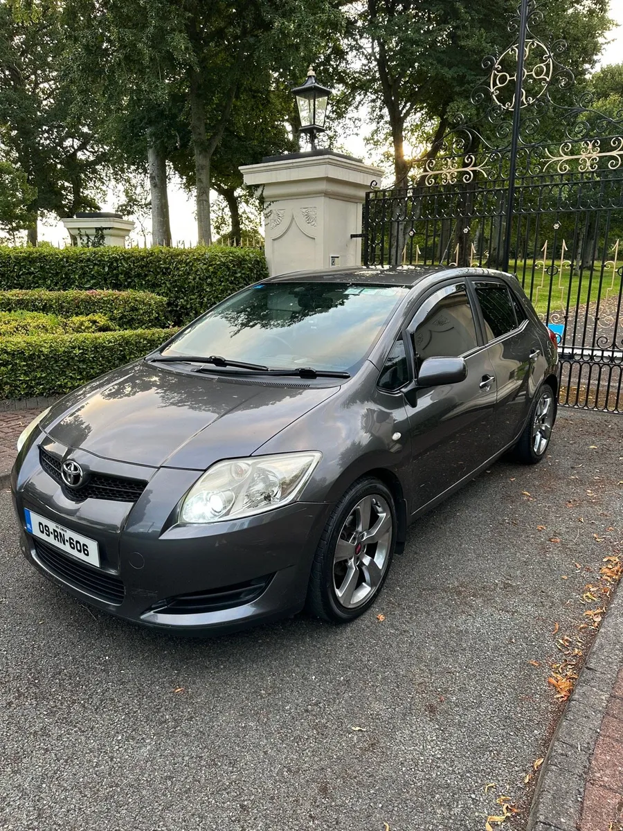 Toyota Auris 1.4D 2009 - Image 2