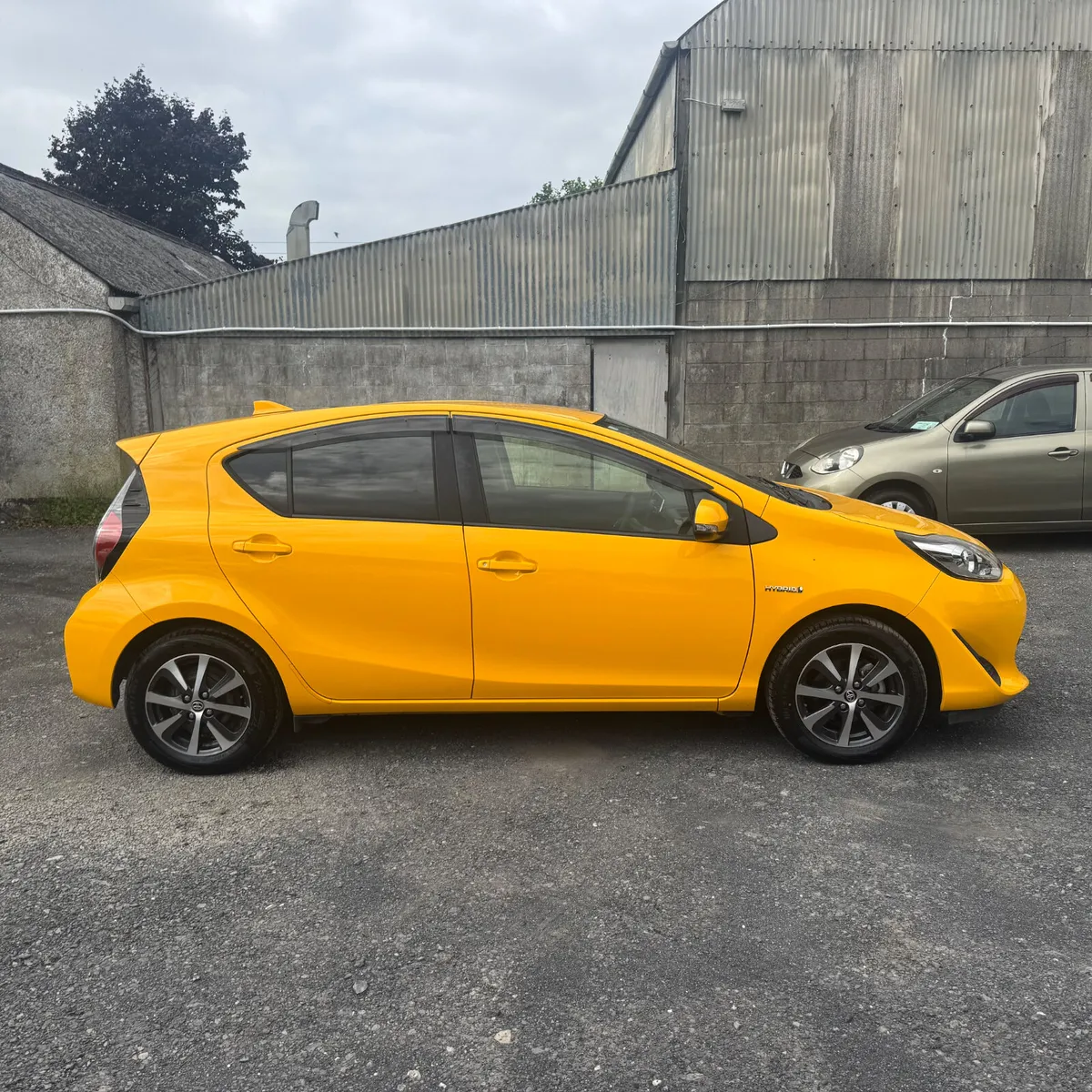 Toyota Aqua 2018 - Image 2