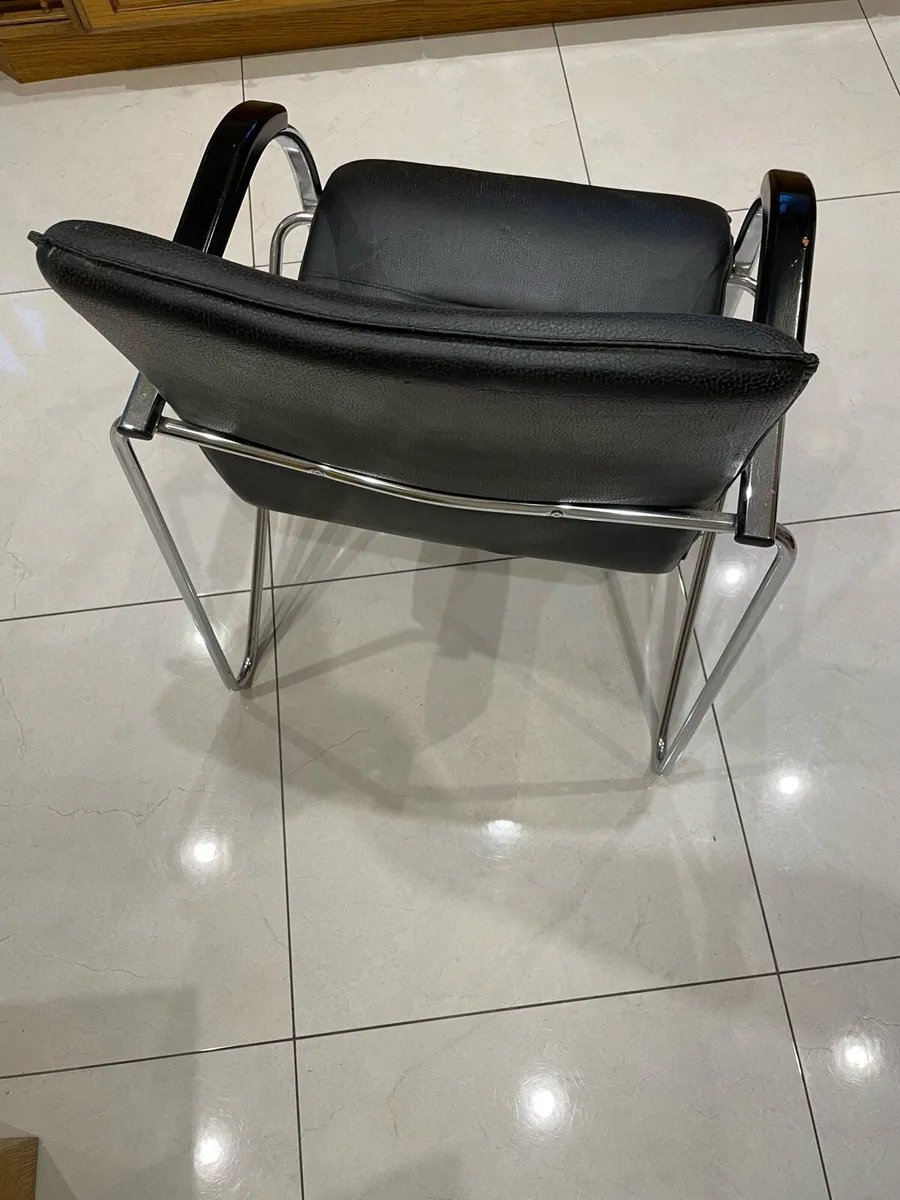 Office chairs - Image 3