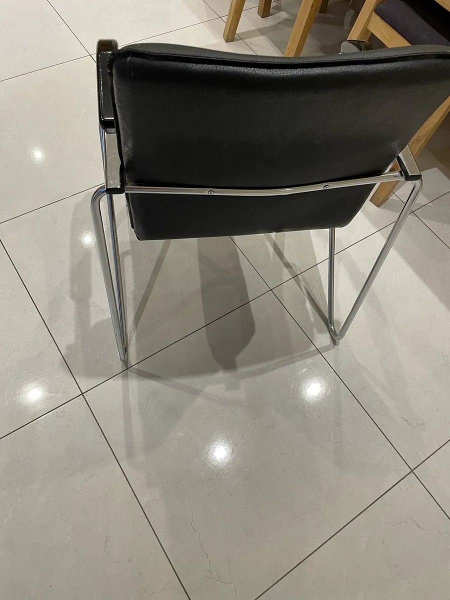 Office chairs - Image 4