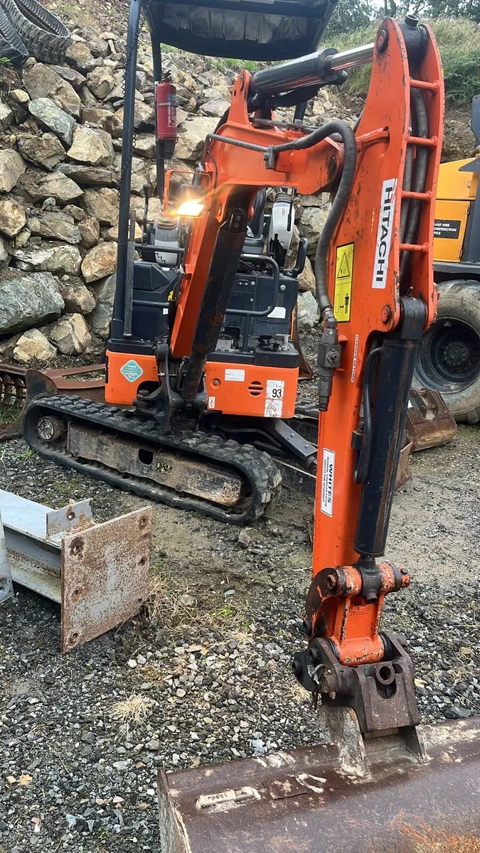Hitachi 19u/ Jab breaker - Image 2