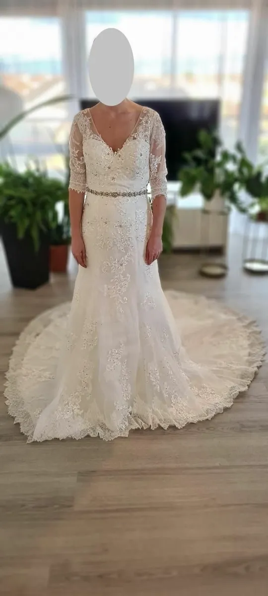 Wedding dress - Image 4