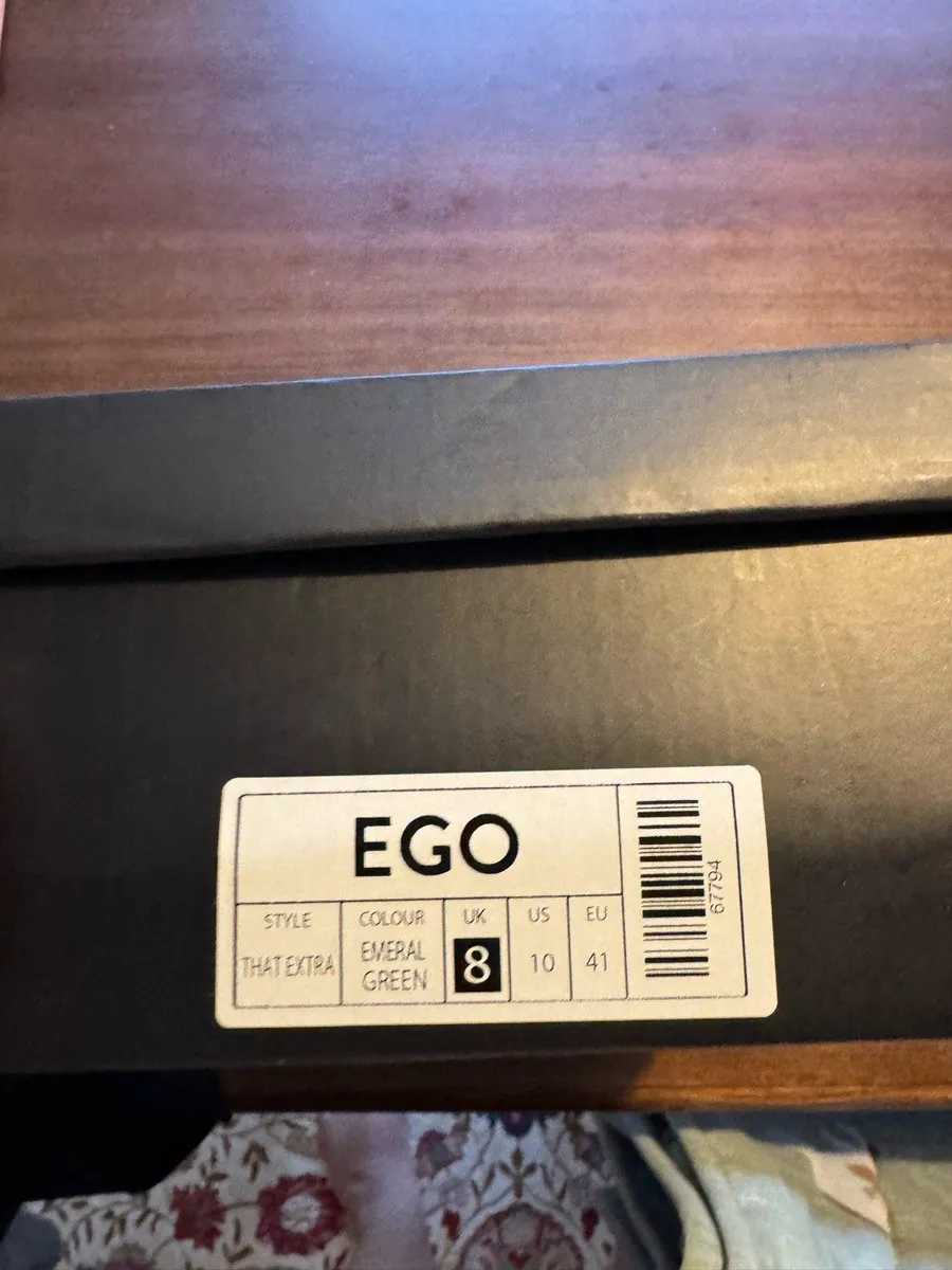 High heeled shoes, never been worn - Image 4