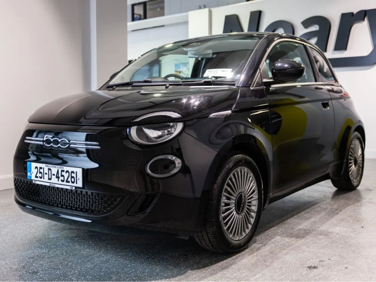 Fiat 500e Icon 42kwh 3DR Auto - Image 3