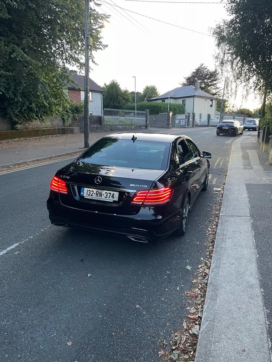 Mercedes e220 amg sport - Image 3