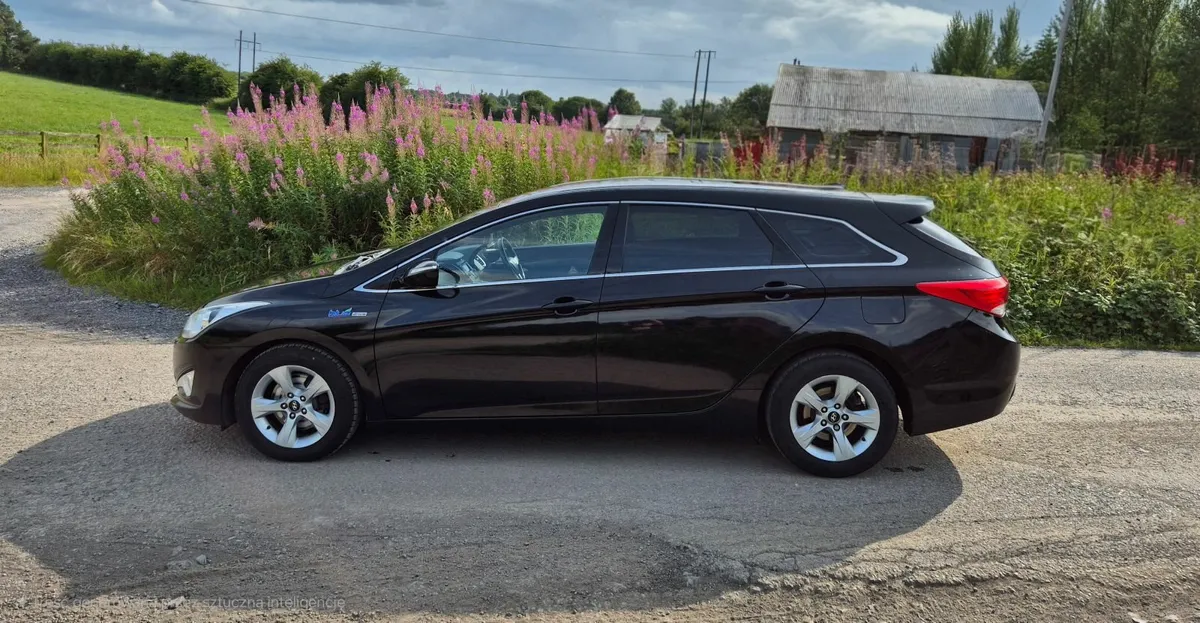 Hyundai i40 2013 New Nct, Low mileage - Image 4