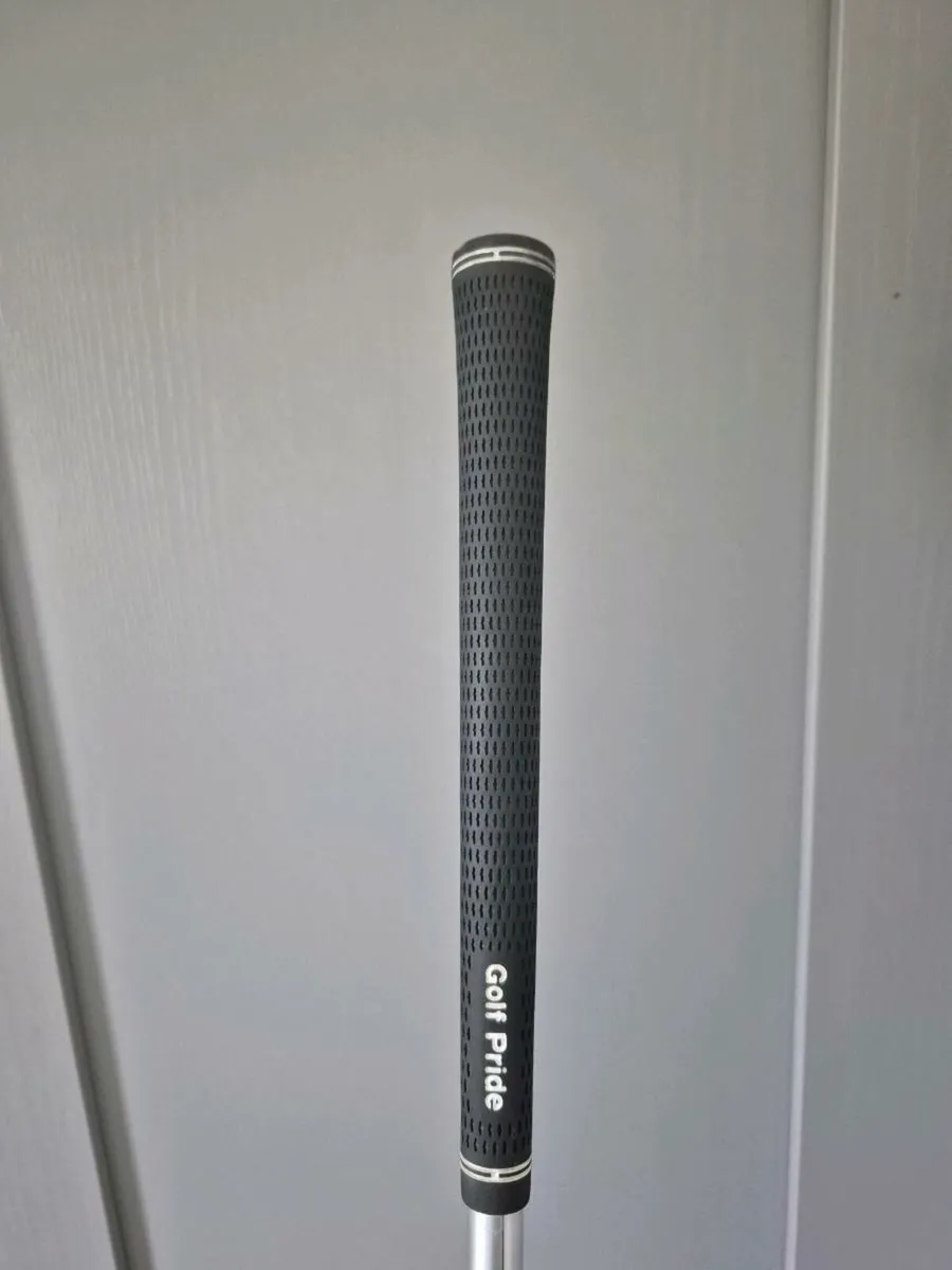 Taylormade R1 Limited edition Driver - Image 4