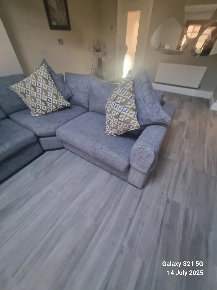 Corner sofa - Image 3