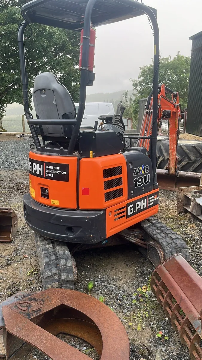 Hitachi 19u/ Jab breaker - Image 4