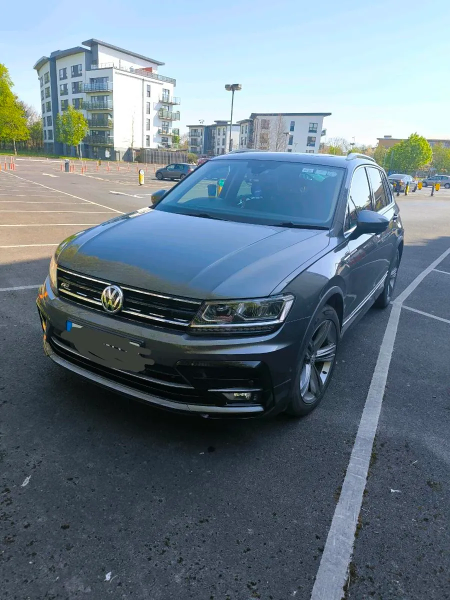 Volkswagen Tiguan 2.0 R line - Image 1