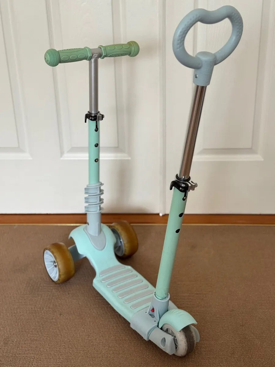 Scooter - Image 3