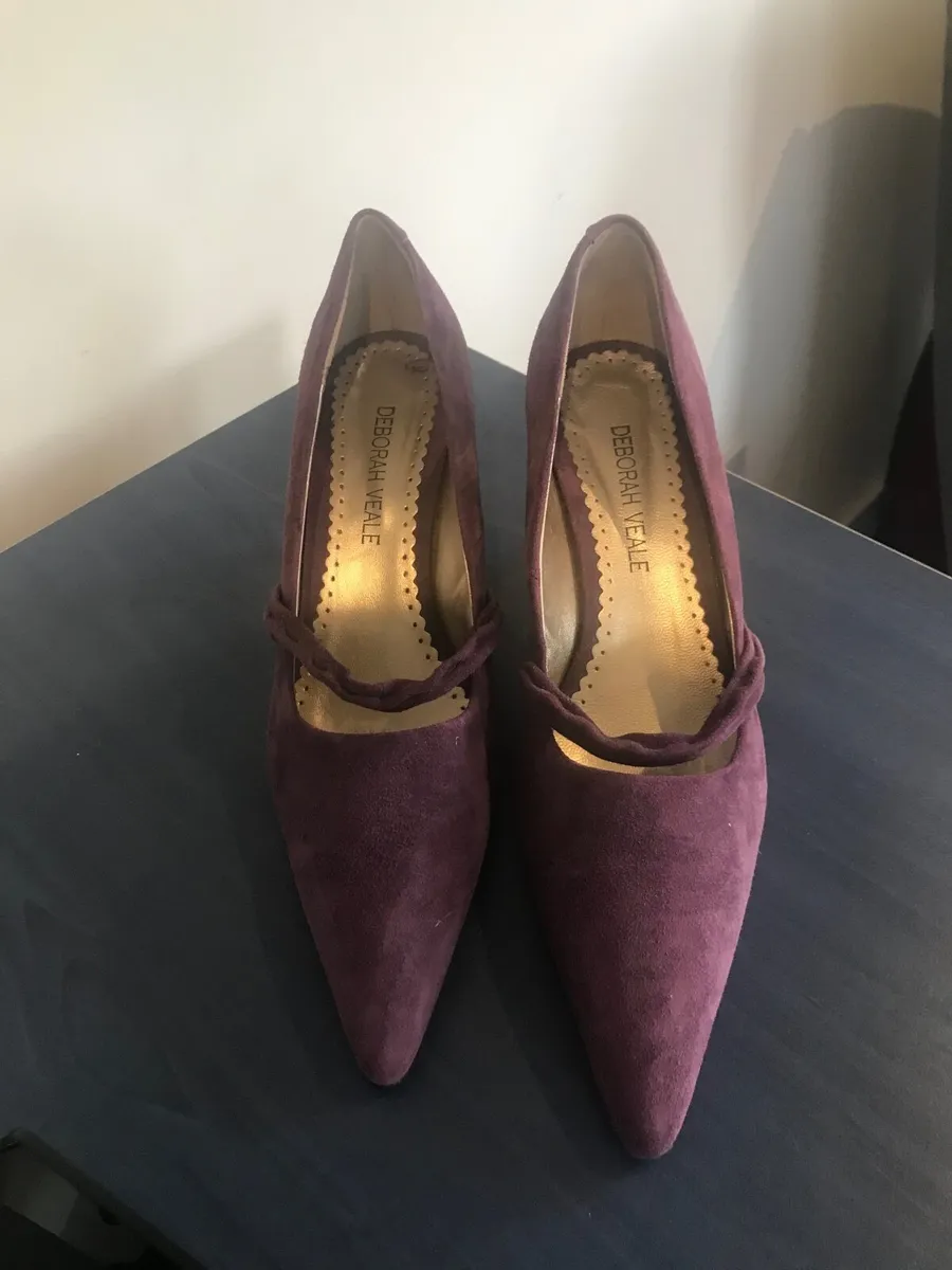 Deborah Veale designer shoes - Image 2