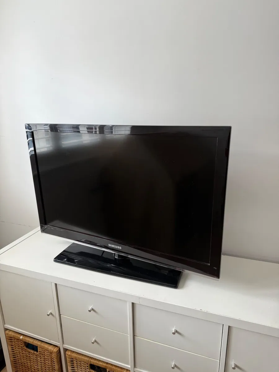 Samsung LCD HD - Image 3