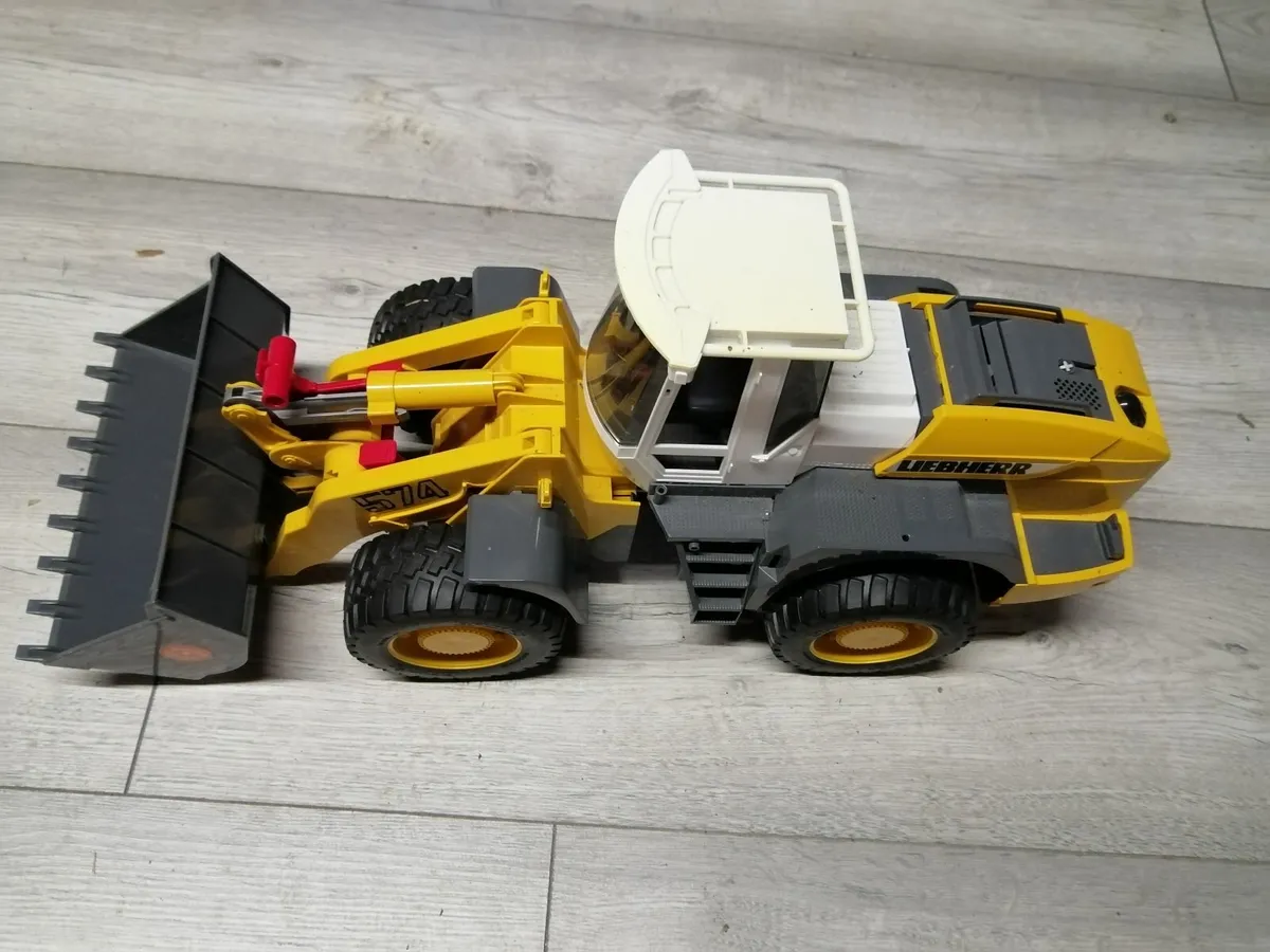 Bruder Toys loader - Image 1