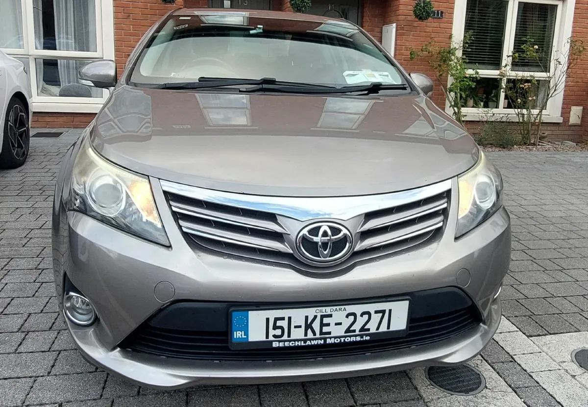 Toyota Avensis 2015 - Image 1