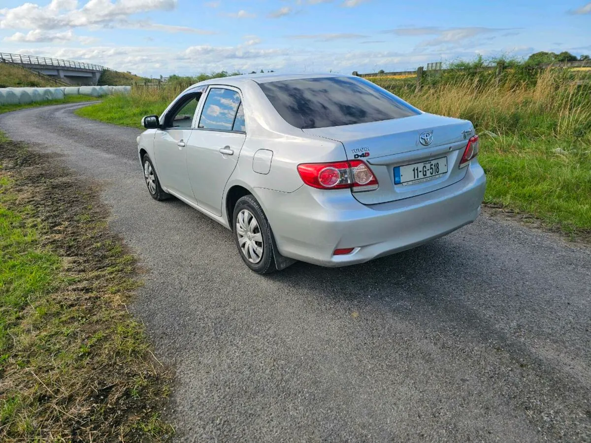 Toyota Corolla 2011 1.4 siesel - Image 2