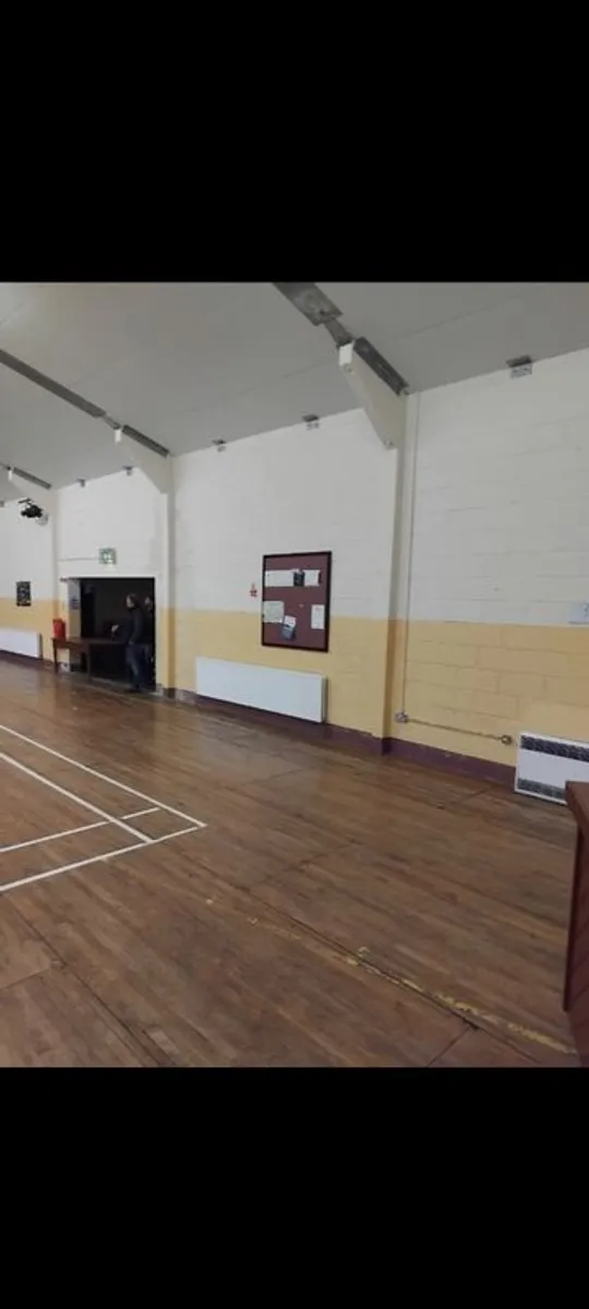 Wood floor - Image 1