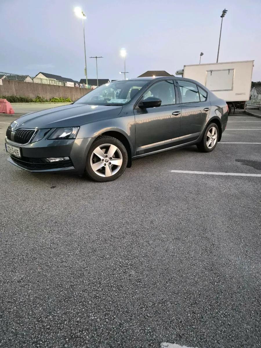 2017 (172) Skoda Octavia 1.0 TSI 115hp 4dr - Image 1