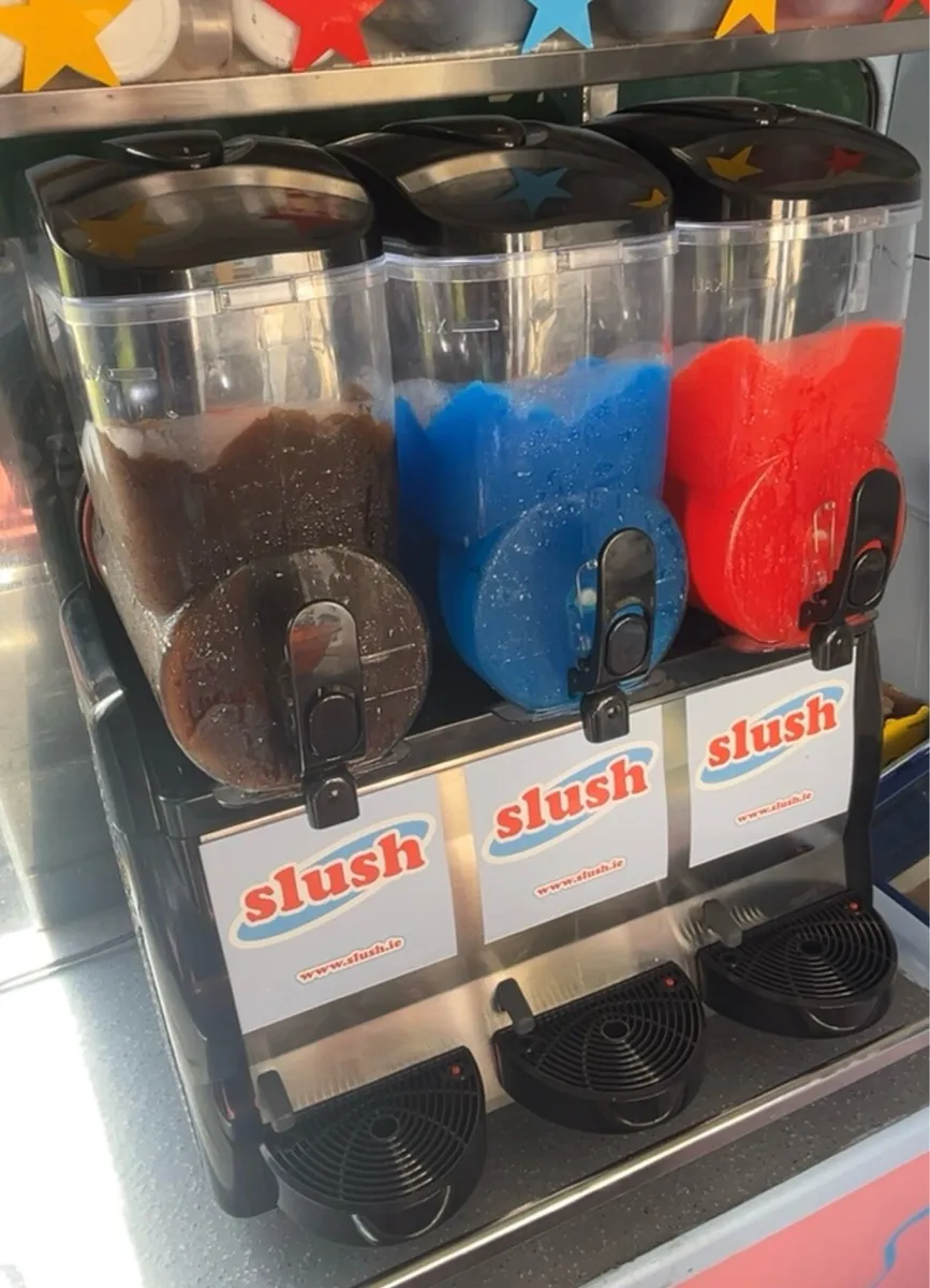 GBG SPIN TRIPLE SLUSH MACHINE
