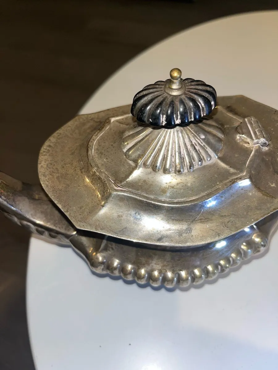 Silver tea pot - Image 2