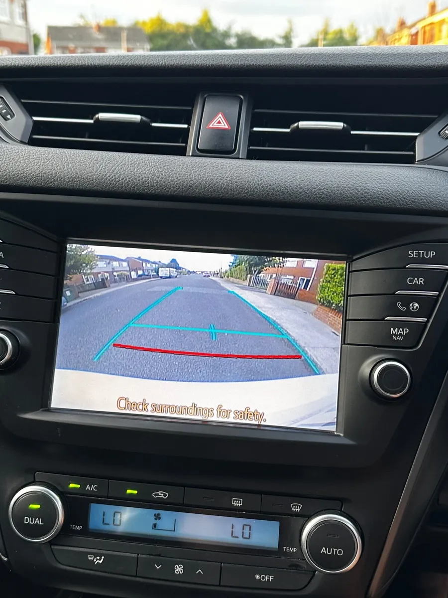 Toyota Avensis 2017 business edition  1.6 - Image 3