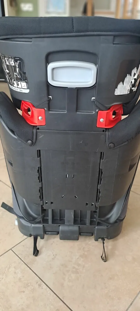 Joie Car Seat - Image 4