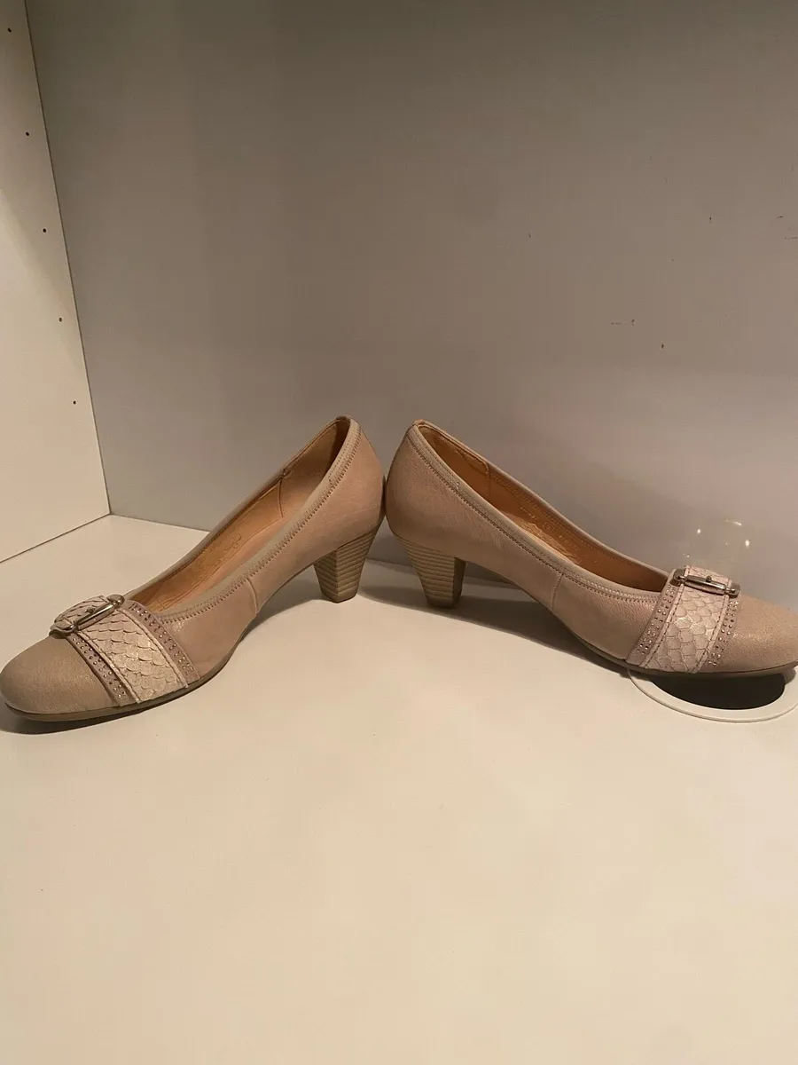 Gabor block heels - Image 1
