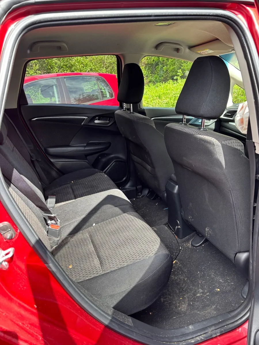 2017 Honda Fit - Image 4