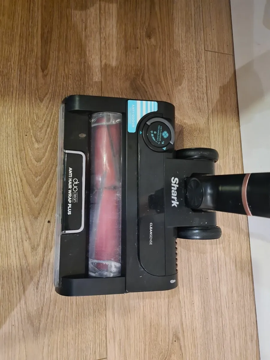 Vacuum cleaner - Image 3